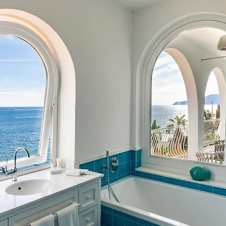 Top Luxury With Magnificent Views *