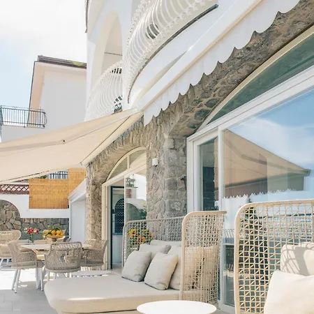 Top Luxury With Magnificent Views *