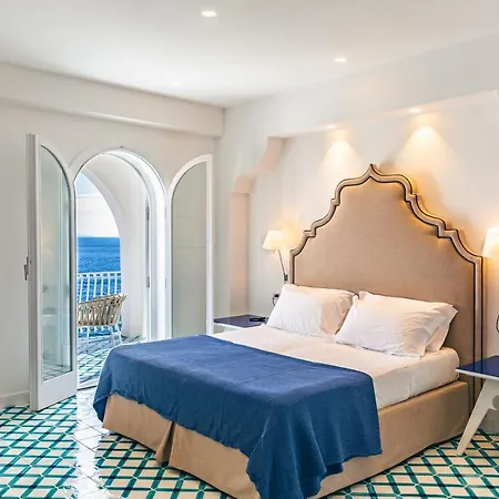 Top Luxury With Magnificent Views *